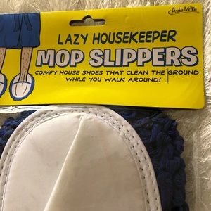 Lazy Housekeepers Mop Slippers